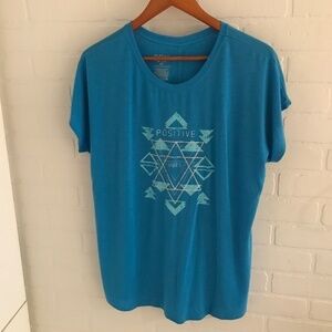 ACX Women’s Tee Sportwear Blue Aqua Graphic Short sleeve Size L